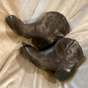 Born Riven Boots Women’s Size 10
